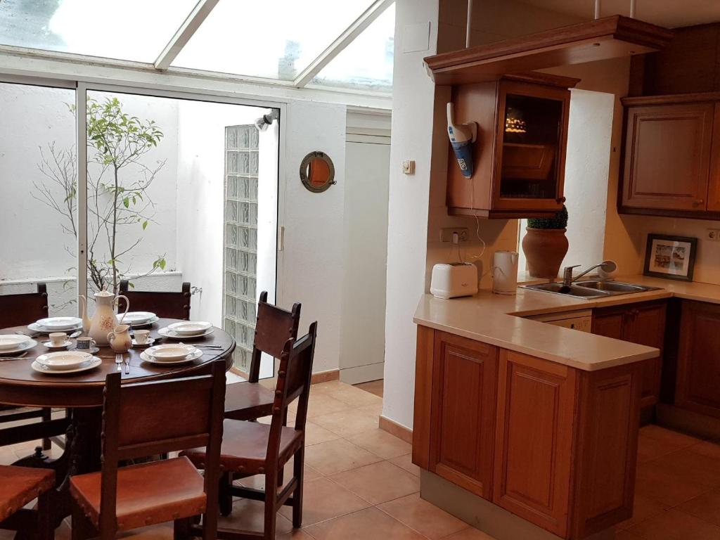 Villa élégante à Platja d'Aro près de la plage, climatisée avec terrasse et proche des boutiques et restaurants - ES-209-35 - 4