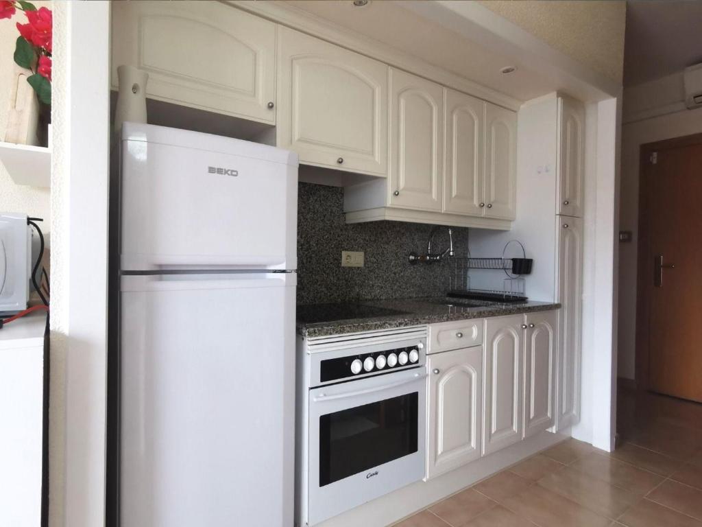 Apartamento en el Centro de Platja d'Aro con Piscina, Terraza y Cerca de la Playa - ES-209-45 - 4