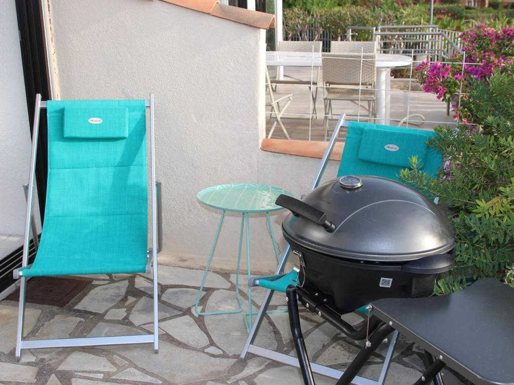 Maison mitoyenne T3 avec piscine, clim, parking, animaux acceptés - FR-1-768-21 - 3