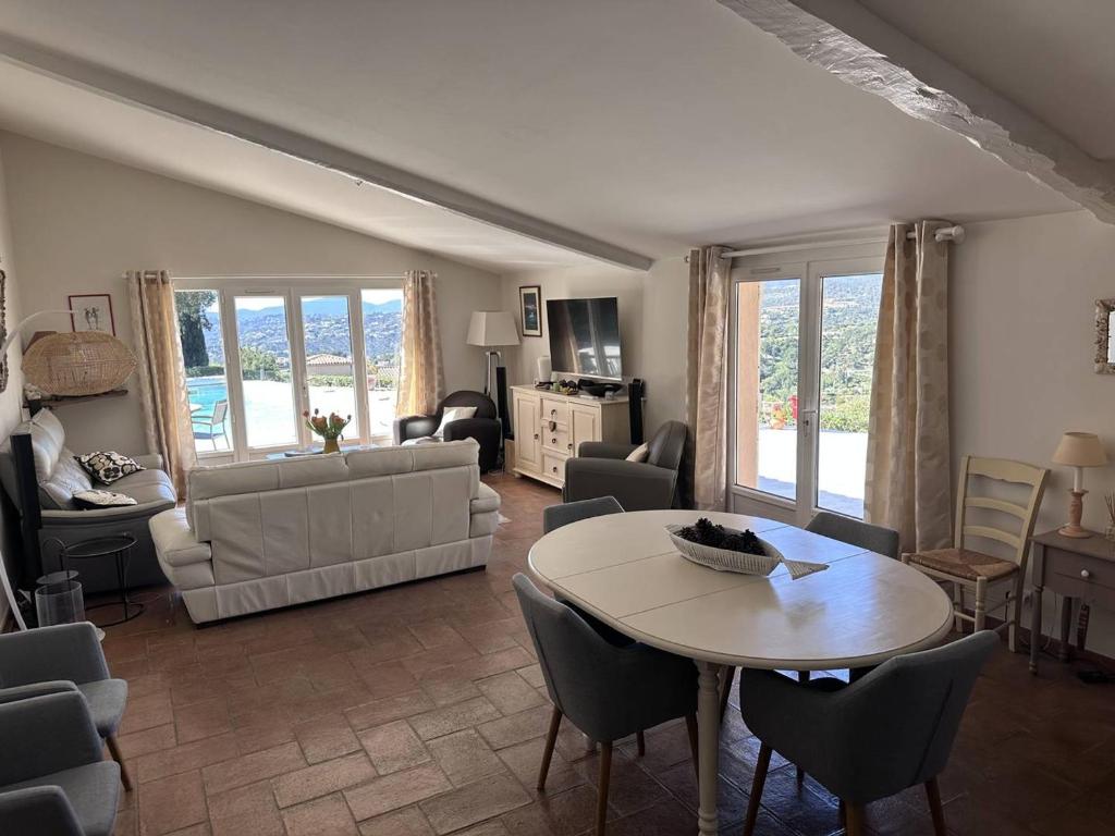 Villa provençale avec piscine privée, clim, Wi-Fi, jardin, 5 chambres - FR-1-768-20 - 4