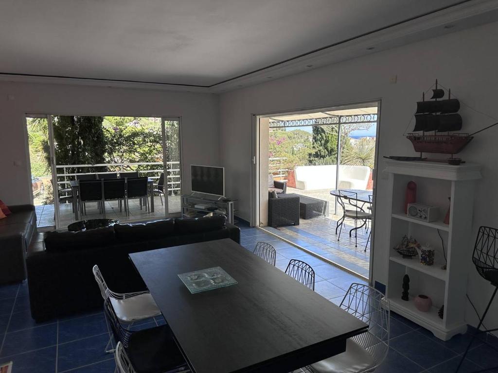 Villa contemporaine 8/9 pers avec piscine & clim proche plages - 4 étoiles - FR-1-768-43 - 5