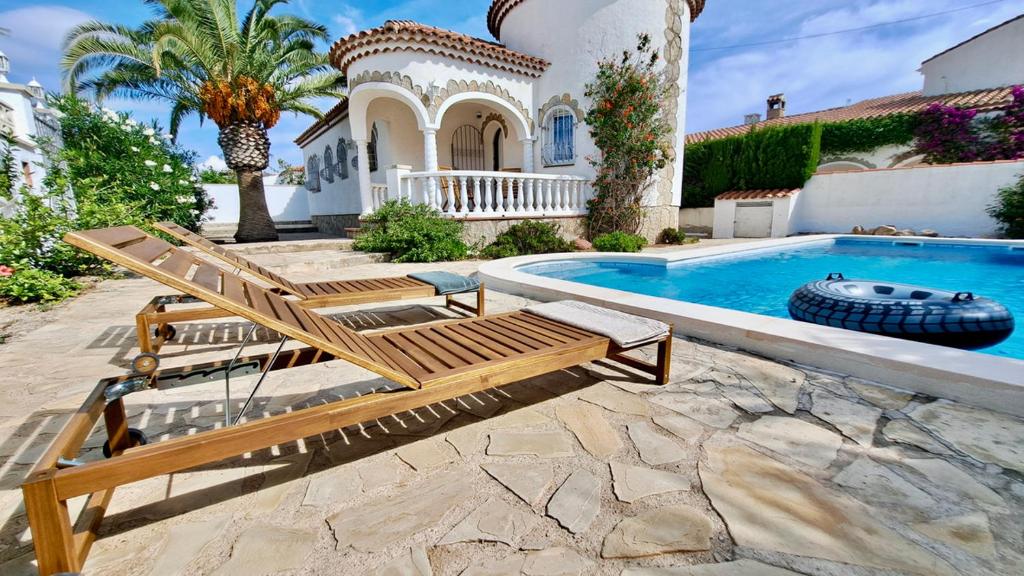 MEDDAYS VILLA SOL, Miami Platja