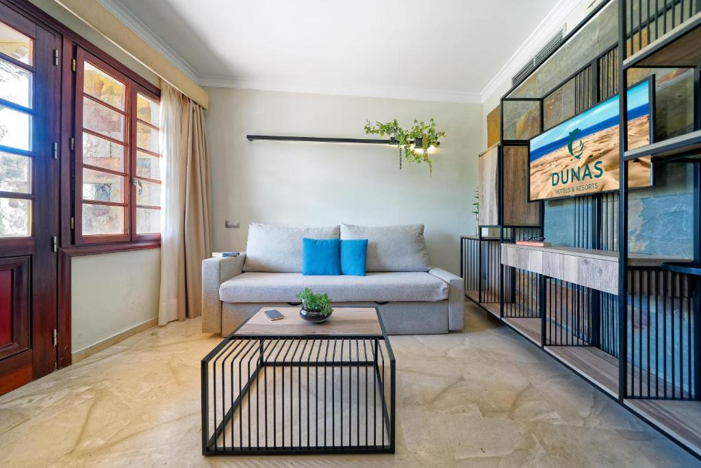 Suites & Villas by Dunas — Hotel rooms in Maspalomas, Canary Islands