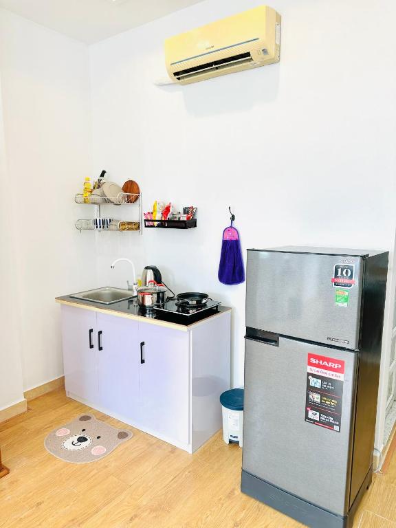 Spacious, private room in District 1