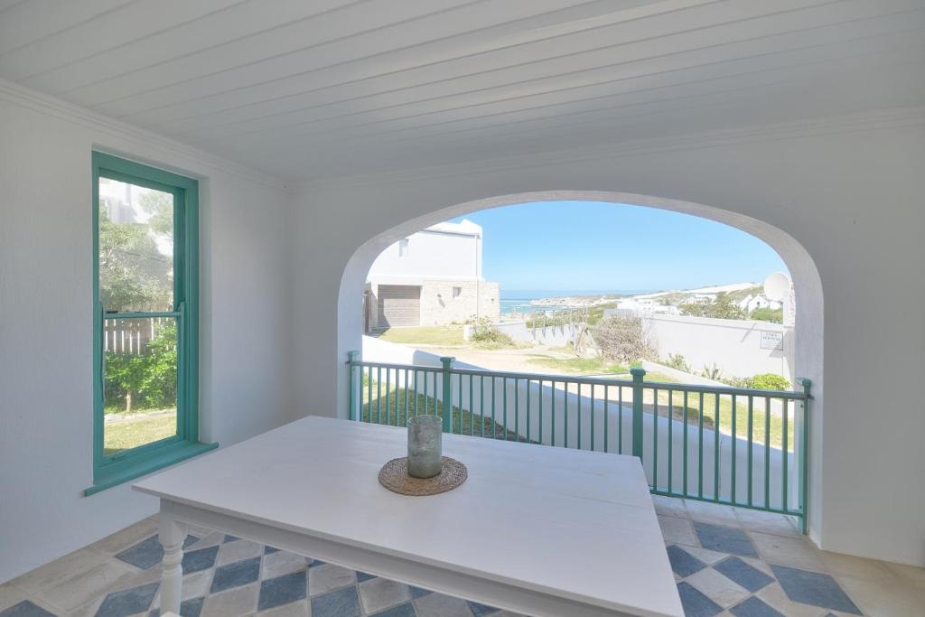 Sundew In Arniston, Arniston