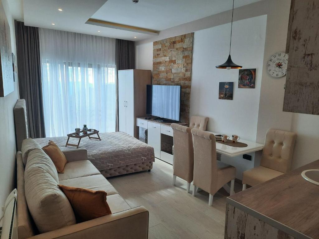 Milmari N11 Kopaonik - 2