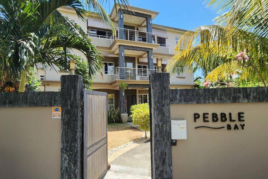Number 6, Pebble Bay Appartments, Pereybere
