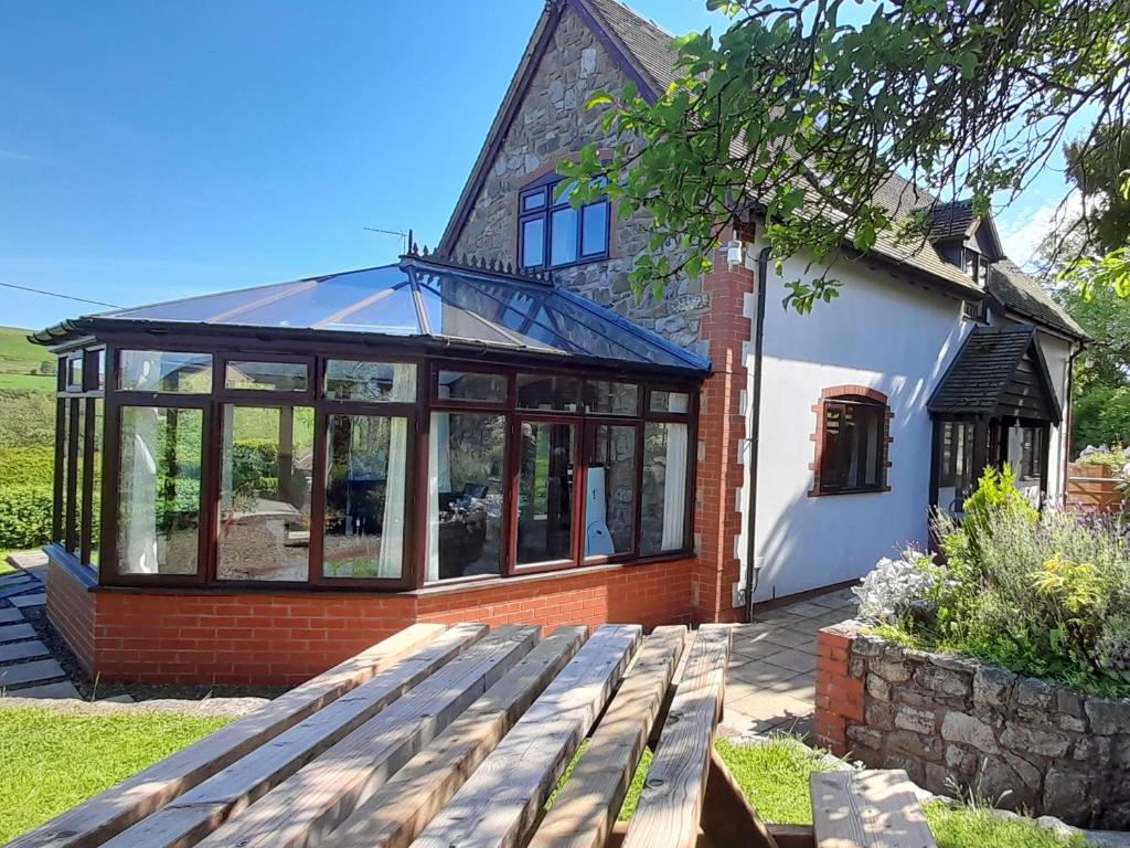 Rowan Cottage, Shrewsbury