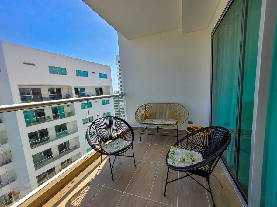 Spectacular*2bed*balcony* Ac*Near Beach MONTU 1404B - 5