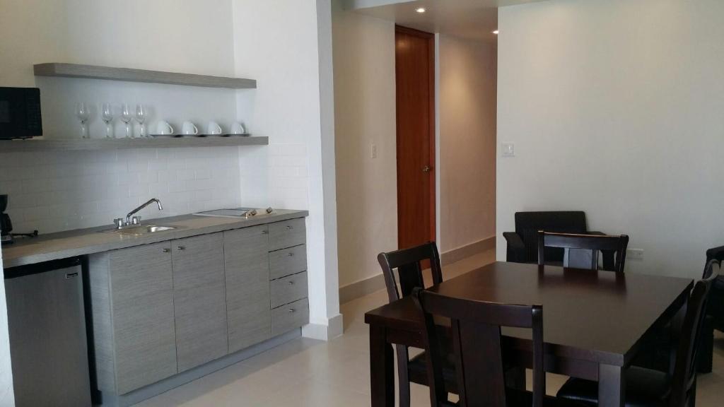 Coral Suites photo