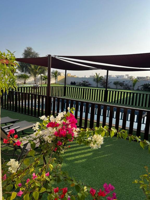 Labella Chalet, Barka