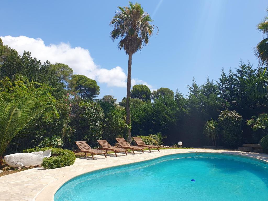 Bas de villa avec piscine Golfe-juan - 2