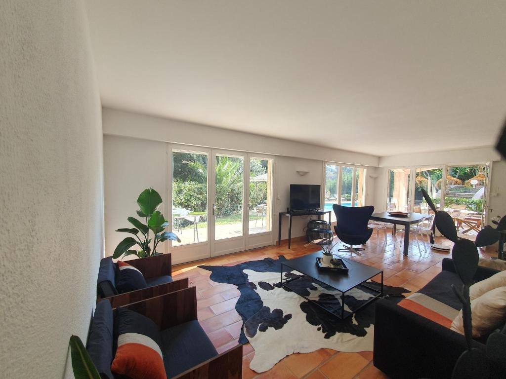 Bas de villa avec piscine Golfe-juan - 5