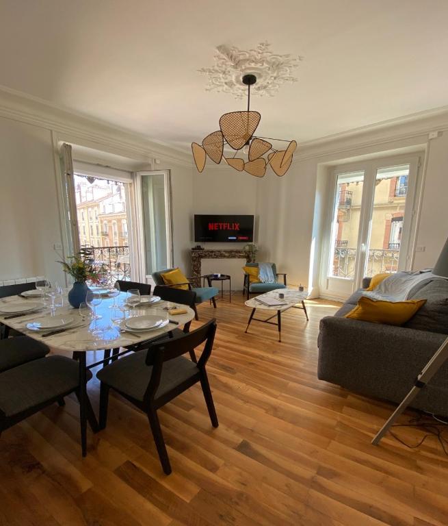 Apartment La Grande Suite Apartment Grenoble