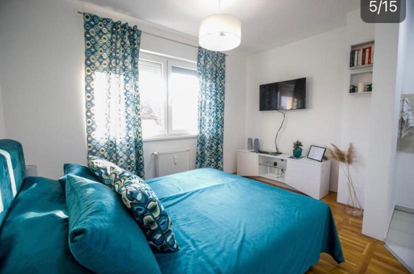SKY 1 APARTMAN - 2