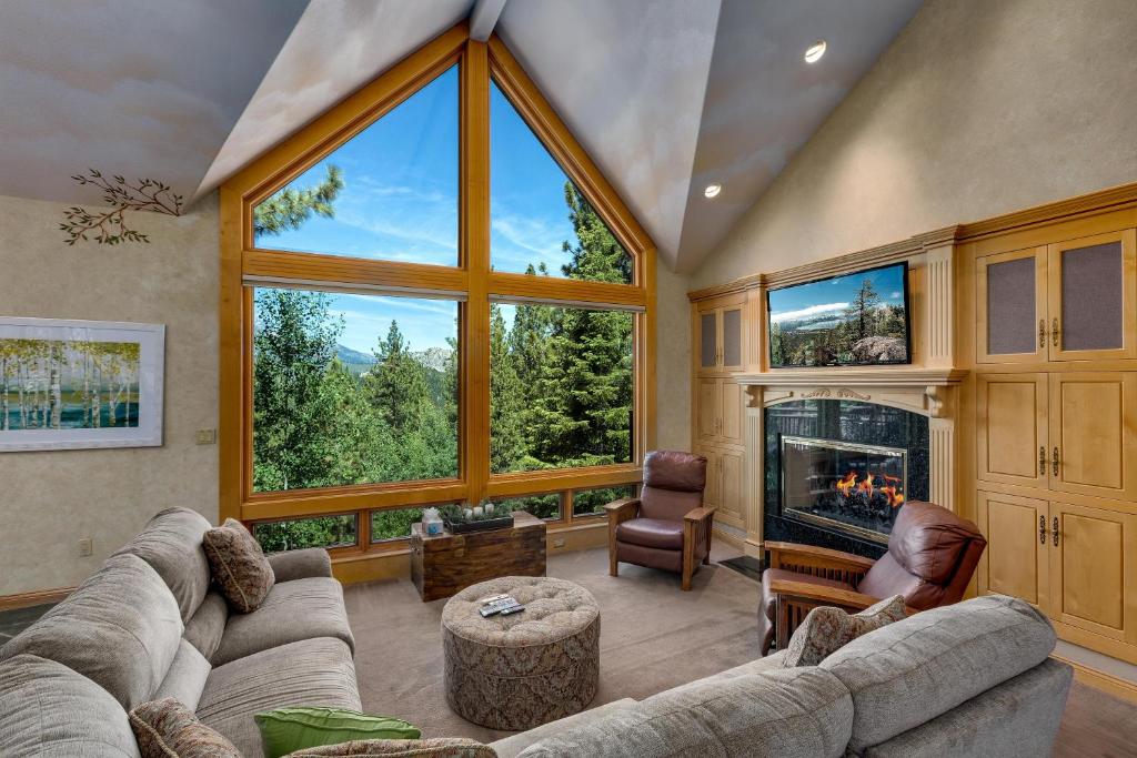 Tahoe Crestview Lodge