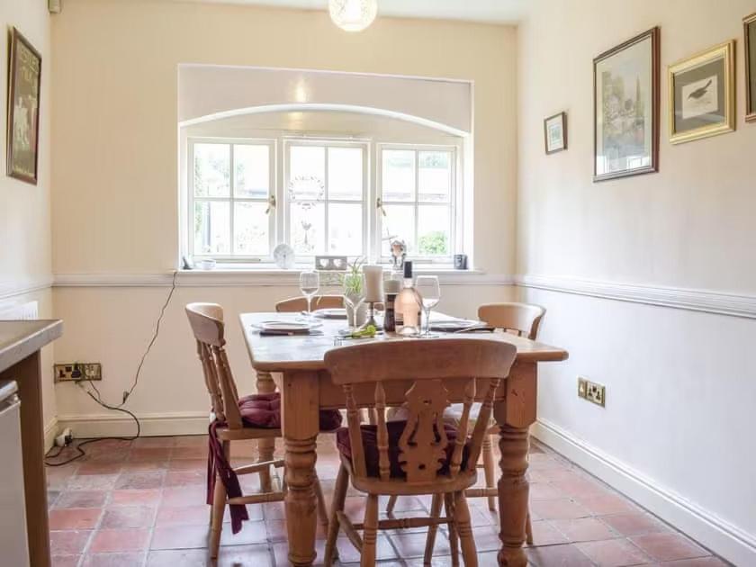 Holly Cottage, Telford photo 6