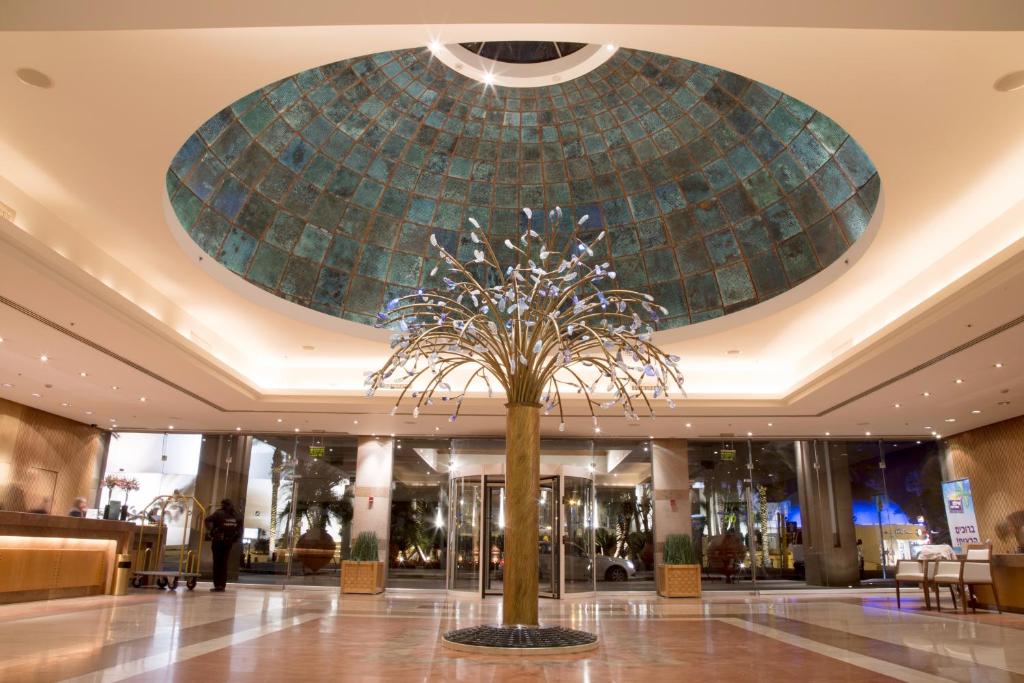 Lobby, Isrotel Royal Garden All Suites Hotel in Eilat