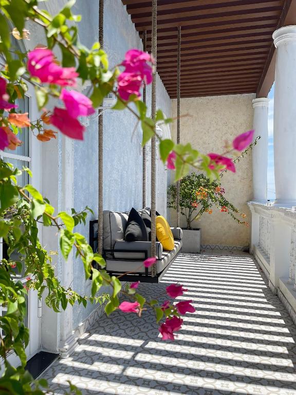 Le Bonheur Hotel