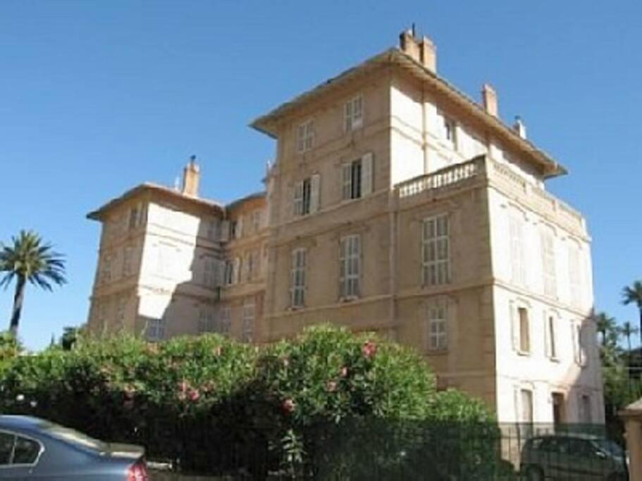 Beach House Cannes - Plages du Midi- 3 Ch - 3 Sdd - 2 wc - Fibre - Pkgs - 4
