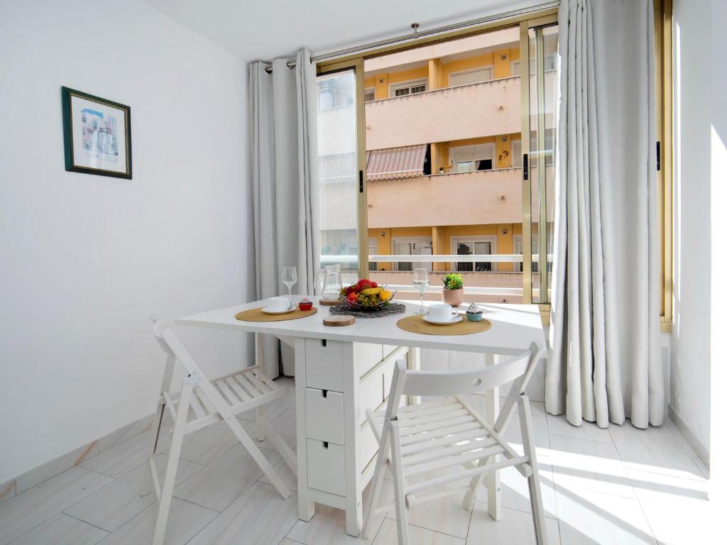 Studio Apolo VI-6 by Interhome - 2