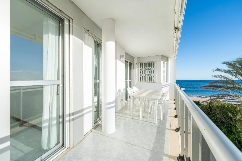 Hauzify I Apartaments Blue Riviera 2-4 - 4