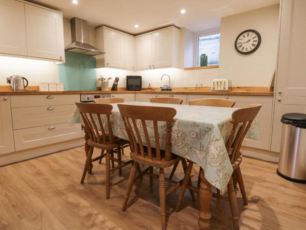 St Mary's Cottage photo 3