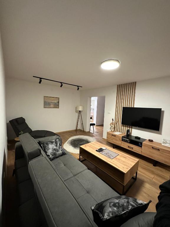 Avantgarde Apartment - 2