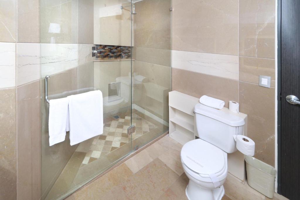 Holiday Inn Queretaro Zona Diamante by IHG - 4