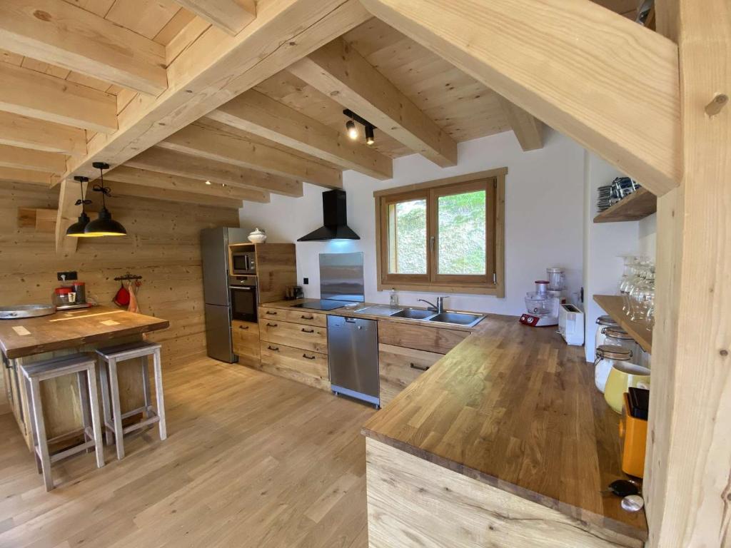 Chalet réçent pour 15 pers. avec wifi et parking à Arêches-Beaufort - 4