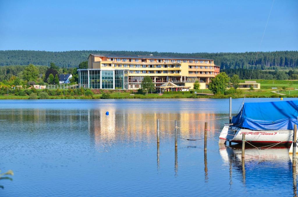Gesundheitshotel Weißenstadt am See photo