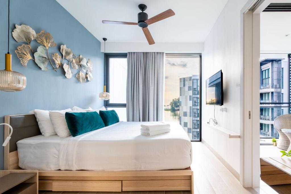 Cassia 1 BR Sea View apt by NLA, Bang Tao Beach