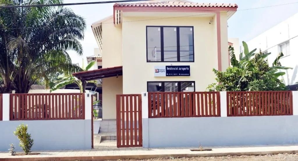Residencial Aeroporto, hotel v destinaci São Tomé