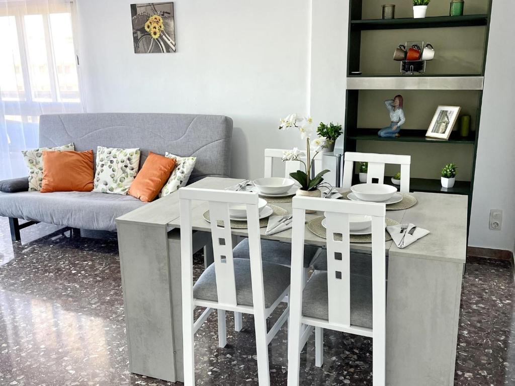 APARTBEACH ANAGABU FRENTE PLAYA y GRAN TERRAZA - 4