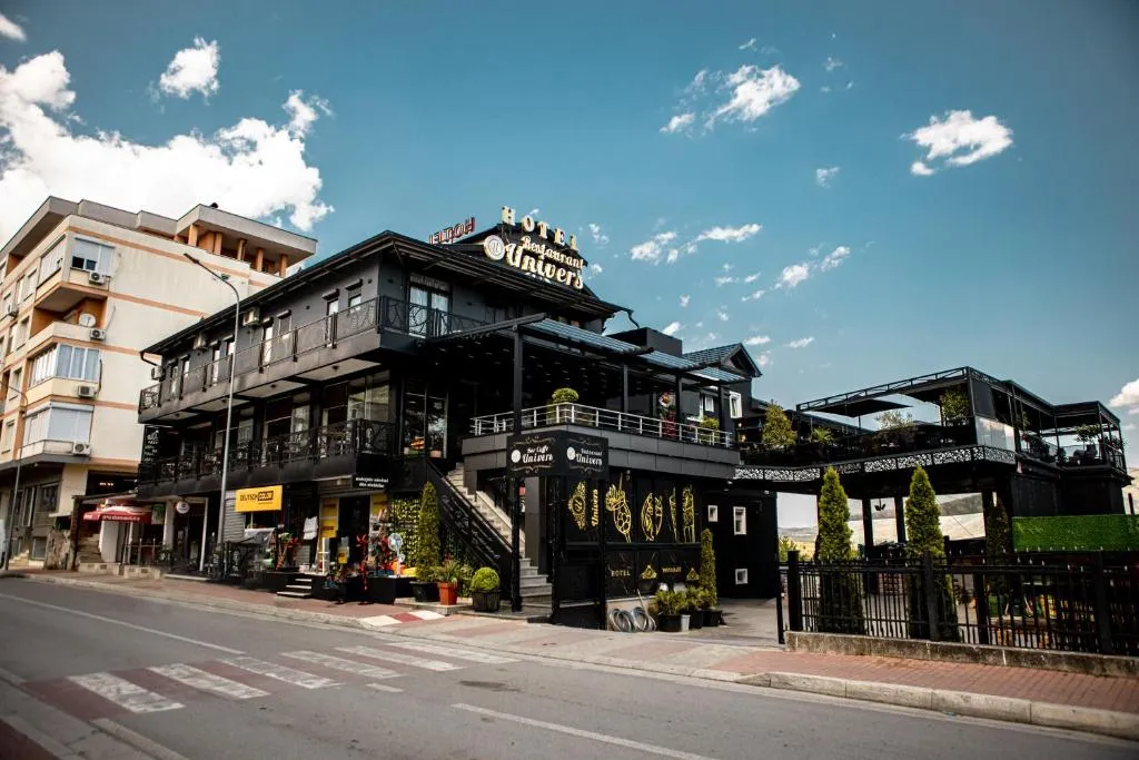 Hotel Univers, hotel in Bajram Curri