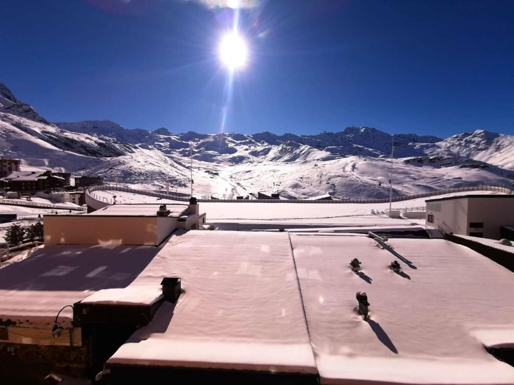 Charmant appartement rénové, cosy, pour 4 pers., exposé sud, skis aux pieds, proche commerces - FR-1-545-43 - 4