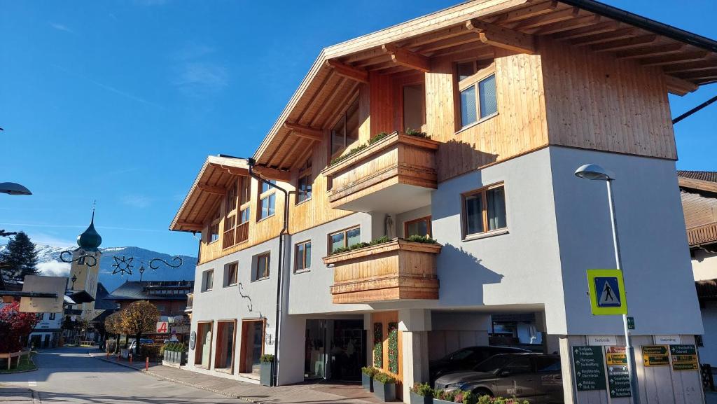 Appartement FRANZ - Wohnen direkt im Zentrum von Westendorf - 2