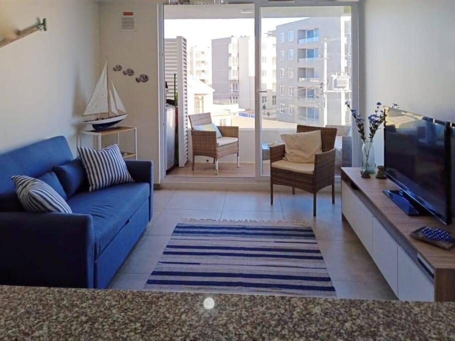 Hermoso departamento a pasos del mar. - 2
