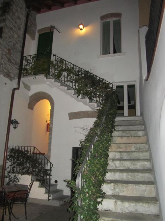 Hotel Exterior Image