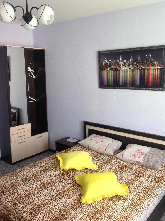 燕卡客棧 (Guesthouse Yanka)