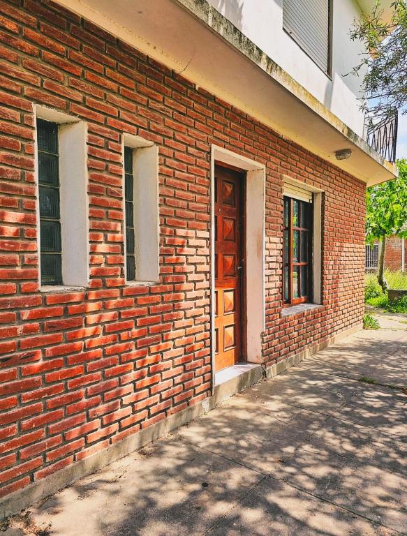 Con SEÑA previa, Alquiler de Sábado a Sábado, Fanuchito Dto PB Esquina, - 1