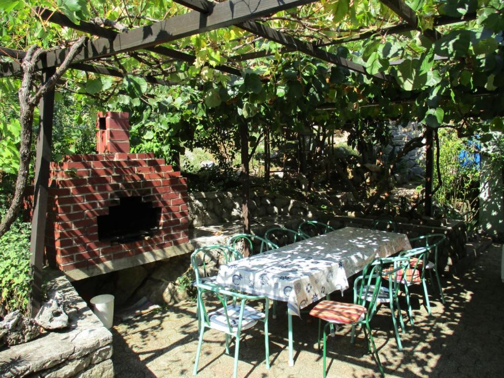 Apartment in Icici with sea view, terrace, Wi-Fi (4870-1), Ičići