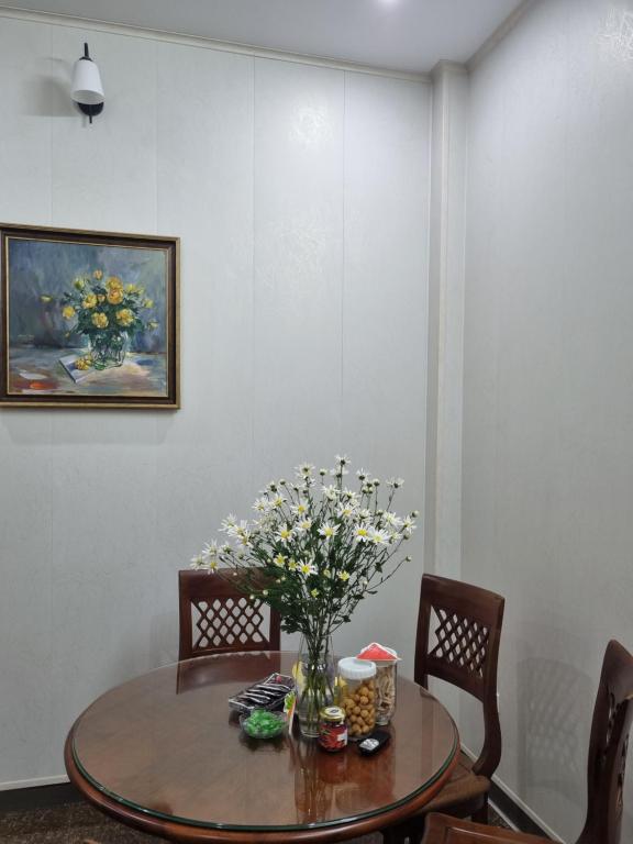 May's Cottage