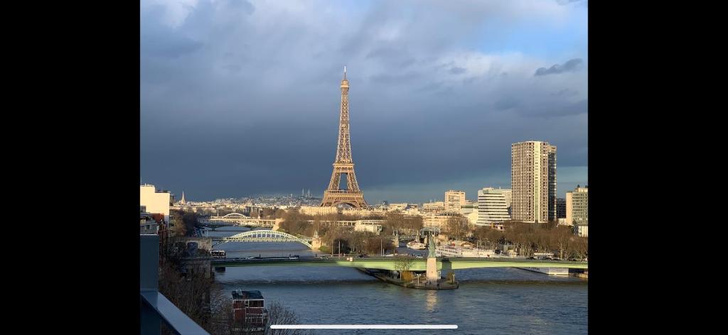 Appartement vue Tour Eiffel paris 16 Eme, Paris