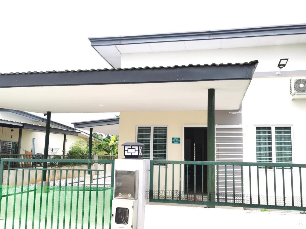 pen kyu house1, Kota Samarahan