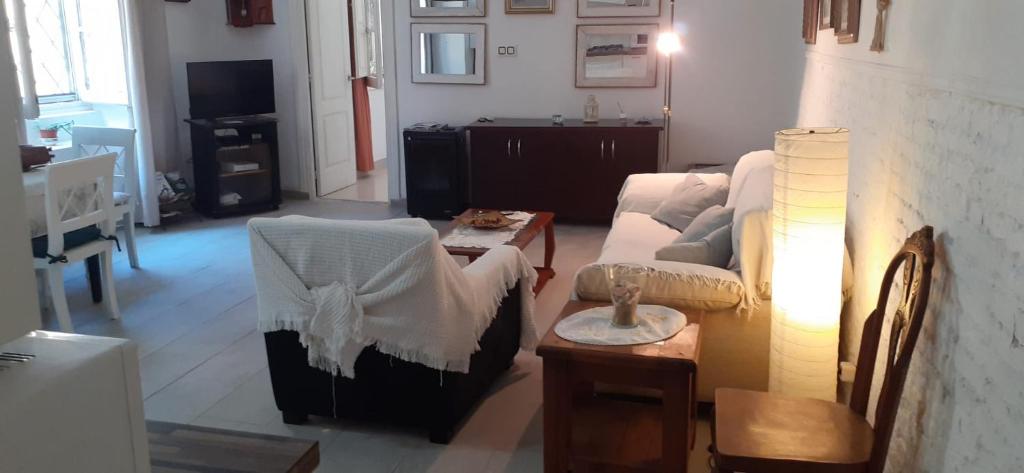 Alex and Renate, Valencie