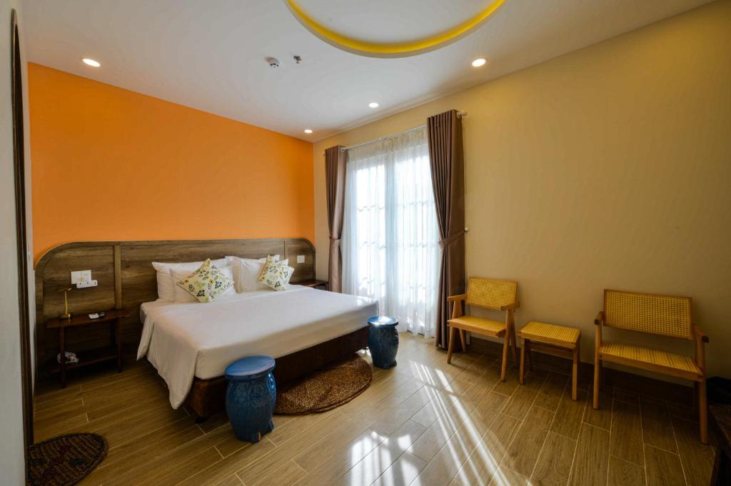 Aurora Phu Quoc Hotel & Cafe - 1
