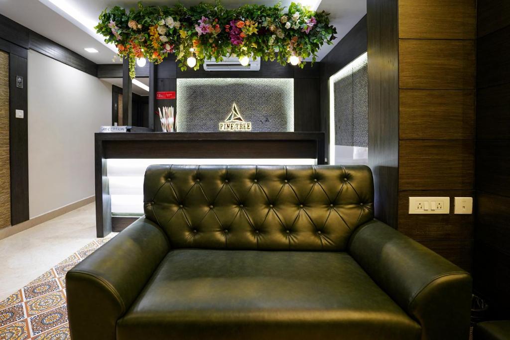 Pine Tree Boutique Hotel near US Consulate & Apollo Hospital