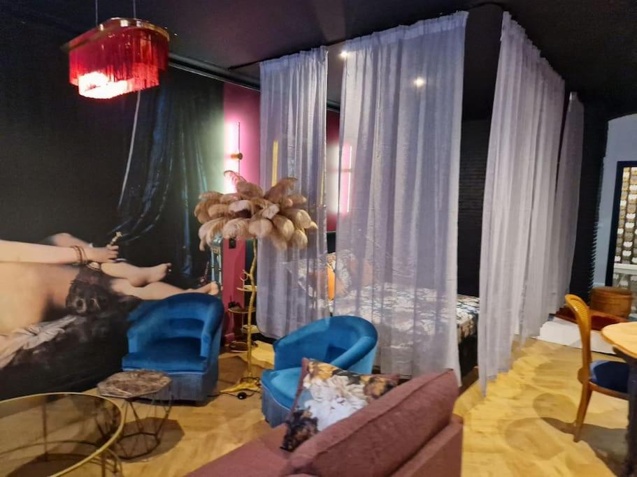 Le Boudoir D'Olympe Appartement érotico-romantique - 2