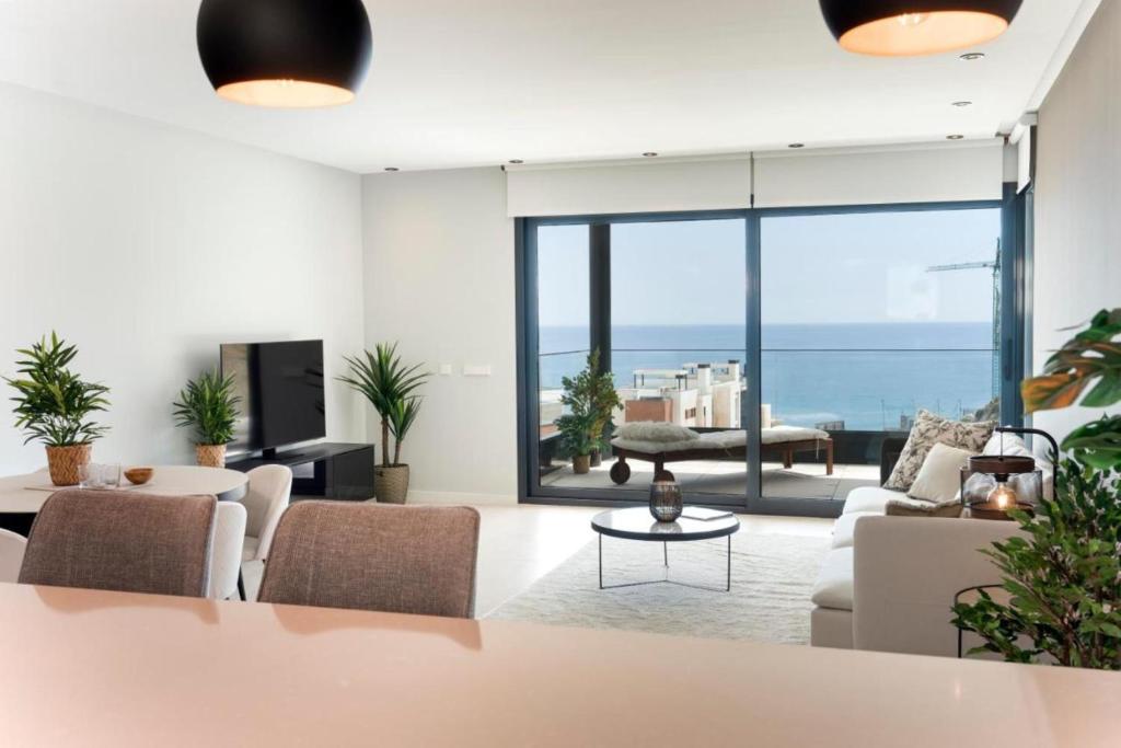 Stunning modern apartment in Middel Views Higueron - 3